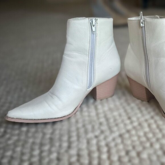 Lulus x Matisse Spirit White and Blonde Pointed Toe Ankle Booties - Size 7M - Picture 3 of 7